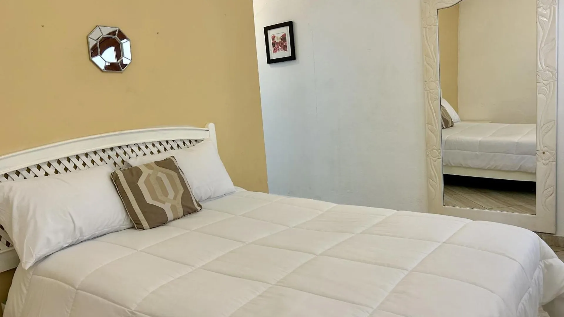 Hotel Coco De Mar Quinta Avenida 普拉亚卡门
